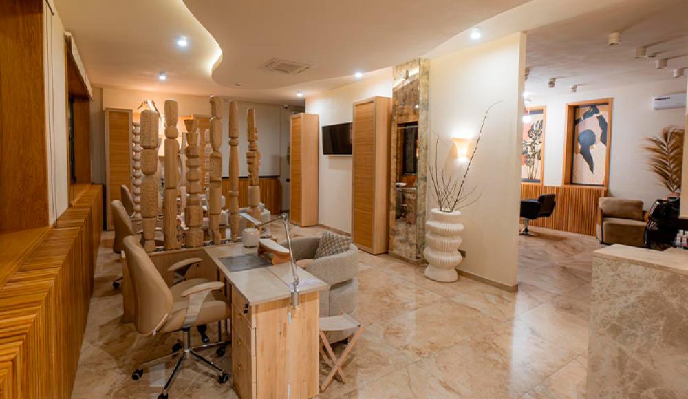 EMI школа маникюра