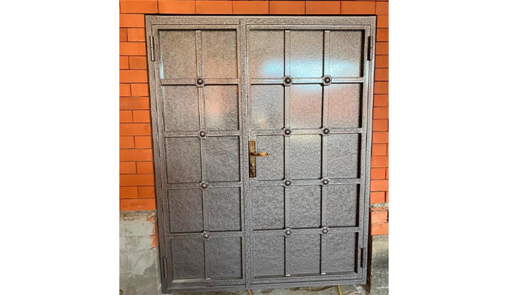 ИЗГОТОВЛЕНИЕ ВОРОТ, ПЕРИЛ, НАВЕСОВ, КОЗЫРЬКОВ