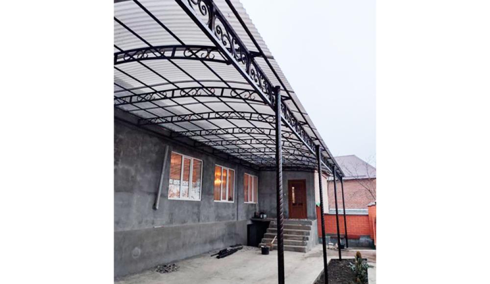 ИЗГОТОВЛЕНИЕ ВОРОТ, ПЕРИЛ, НАВЕСОВ, КОЗЫРЬКОВ